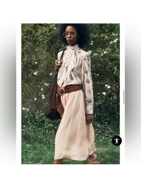 Zara Pleated Midi Skirt in Pale taupe